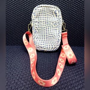 Women's Skinny‎ Dip Crossbody
